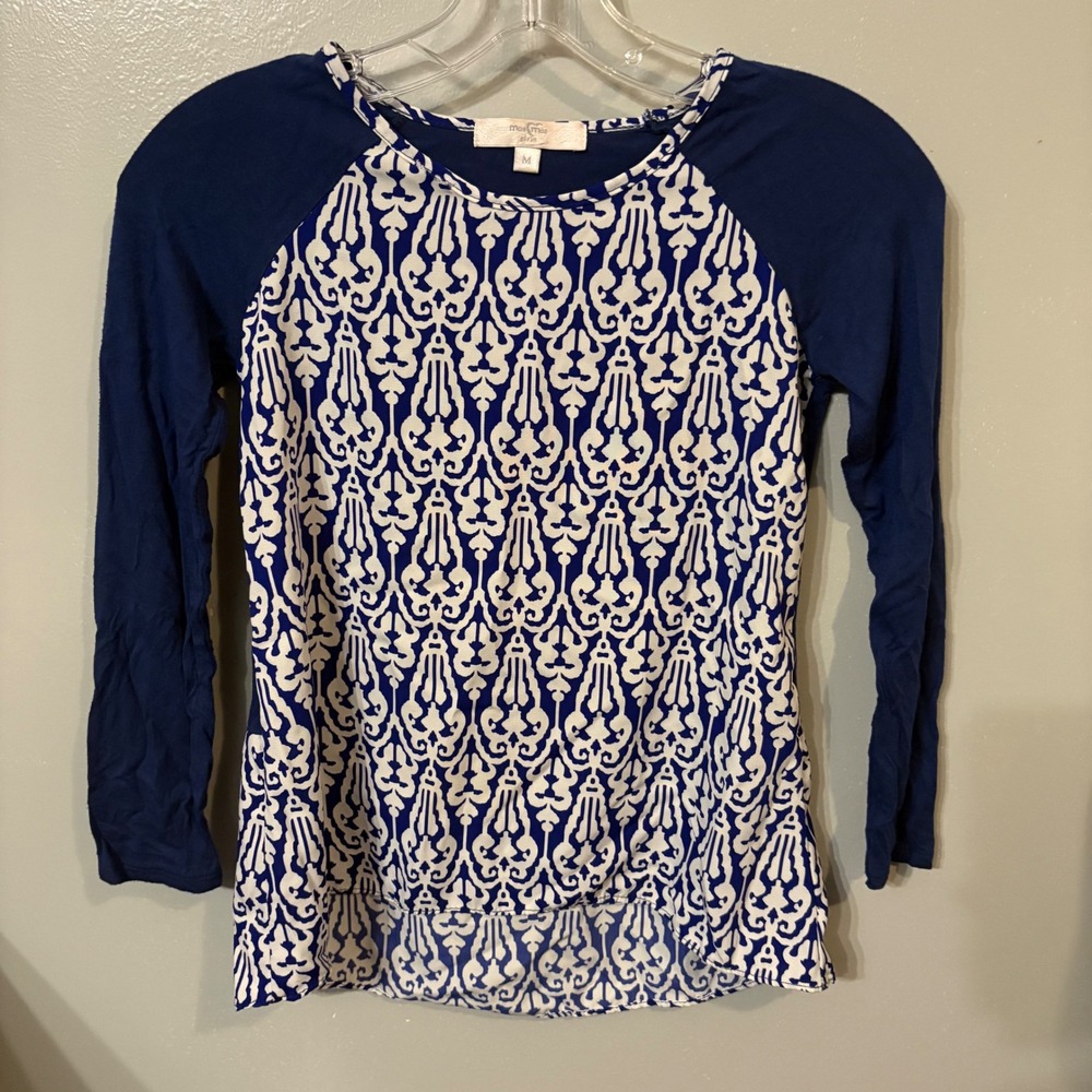 Moa Moa Blue White Patterned Long‎ Sleeve Casual Shirt Top (Girls Medium)